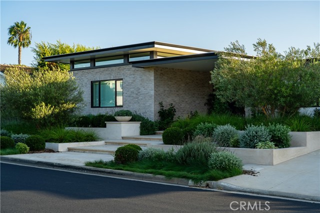 Front Image Thumbnail for CRLG26224675