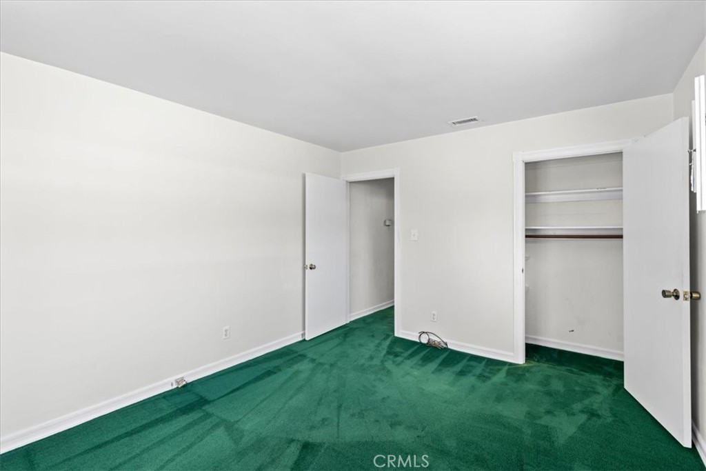 https://media.crmls.org/medias/3b01ad48-0125-47a9-a91a-182d66508970.jpg?preset=X-Large
