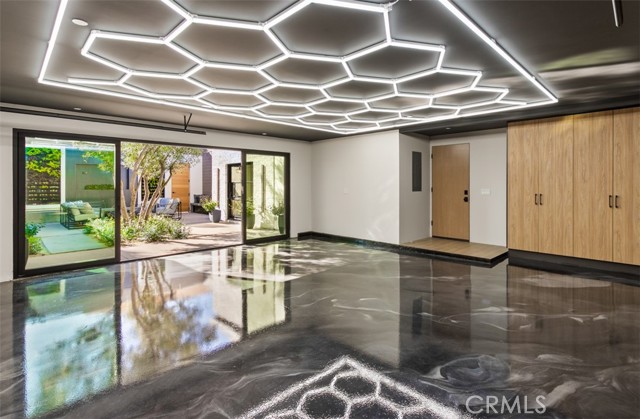 Image 45 of 48 For 1717 Irvine Avenue