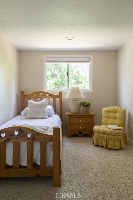262 State Highway 173, Lake Arrowhead CA: https://media.crmls.org/medias/3b03112a-9151-4cc1-a5ba-a09770efcdc5.jpg