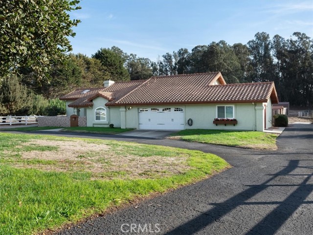 Detail Gallery Image 5 of 67 For 2247 Idyllwild Pl, Arroyo Grande,  CA 93420 - 4 Beds | 4 Baths