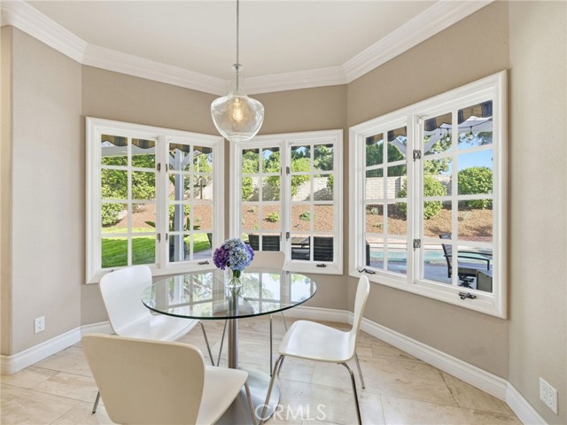 Detail Gallery Image 19 of 45 For 11030 Willowbrae, Chatsworth,  CA 91311 - 4 Beds | 4 Baths