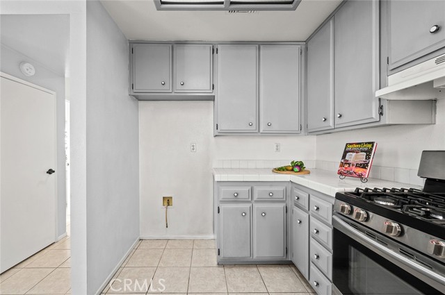 Detail Gallery Image 15 of 50 For 1111 Portofino Ct #101,  Corona,  CA 92881 - 3 Beds | 2/1 Baths