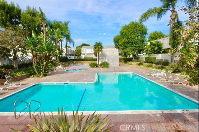 Detail Gallery Image 12 of 17 For 2710 W Segerstrom Ave #D,  Santa Ana,  CA 92704 - 2 Beds | 1/1 Baths