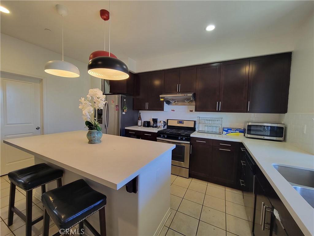 MLS #WS25234797 image #17