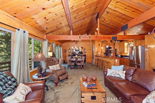 Detail Gallery Image 3 of 43 For 740 Cove Dr, Big Bear Lake,  CA 92315 - 3 Beds | 2 Baths