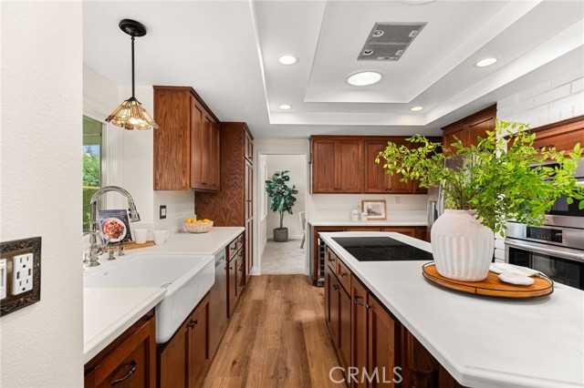 719 S Goldfinch Way, Anaheim Hills CA: https://media.crmls.org/medias/3b0706ff-43c3-4525-b56c-50ae5713d609.jpg