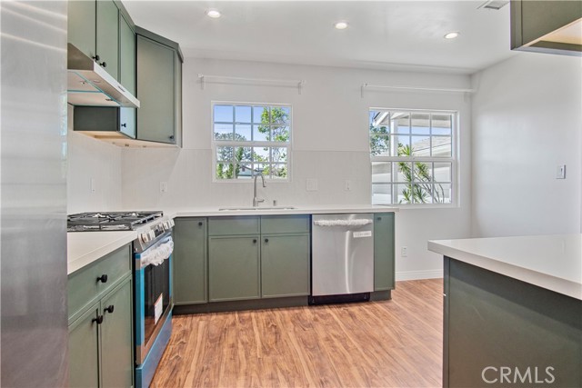 Detail Gallery Image 7 of 37 For 2131 W 169th, Torrance,  CA 90504 - 4 Beds | 2 Baths