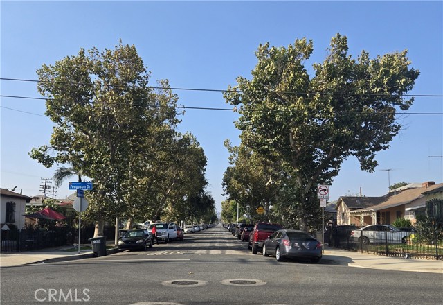 1538 Simmons Avenue, Los Angeles CA: https://media.crmls.org/medias/3b09316b-e978-4a1b-8e0d-3c1675a13d5e.jpg