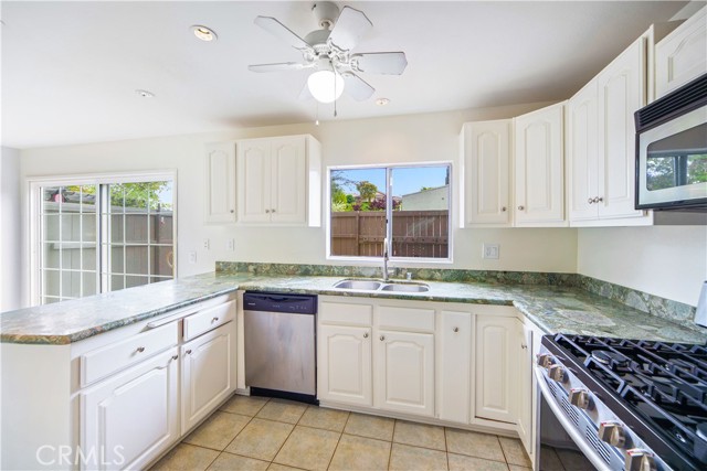 6216 Tapia Drive, Malibu CA: https://media.crmls.org/medias/3b0942e4-dd3f-46fe-88fb-eb9891b809ac.jpg