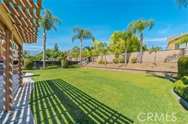 Detail Gallery Image 11 of 12 For 9453 Mountain Shadows, Rancho Cucamonga,  CA 91730 - 4 Beds | 2/1 Baths