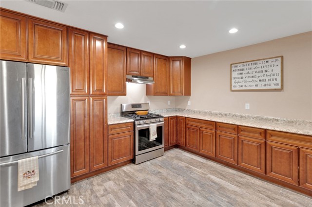 Detail Gallery Image 12 of 46 For 32461 Prairie, Barstow,  CA 92311 - 3 Beds | 2 Baths