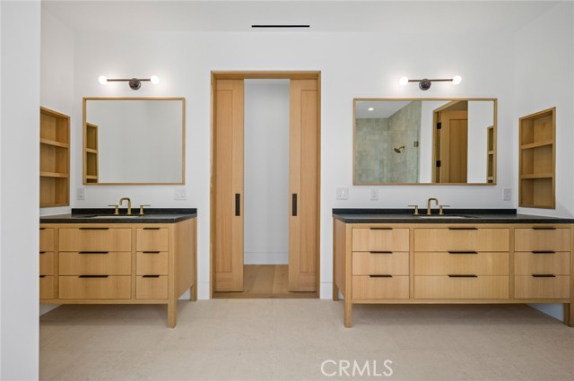 Detail Gallery Image 20 of 34 For 4607 Dorchester Rd, Corona Del Mar,  CA 92625 - 4 Beds | 4/1 Baths