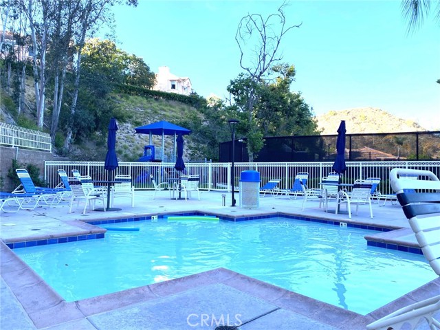 Detail Gallery Image 43 of 53 For 1000 Calle Allegre, Glendale,  CA 91208 - 4 Beds | 4 Baths