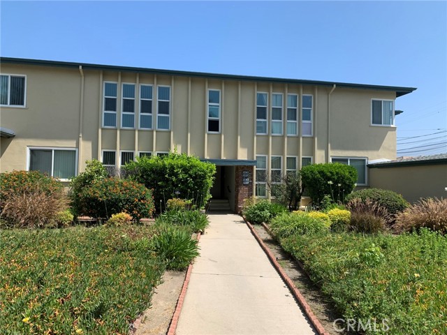 Detail Gallery Image 2 of 14 For 1037 Portola, Arcadia,  CA 91007 - 2 Beds | 1 Baths