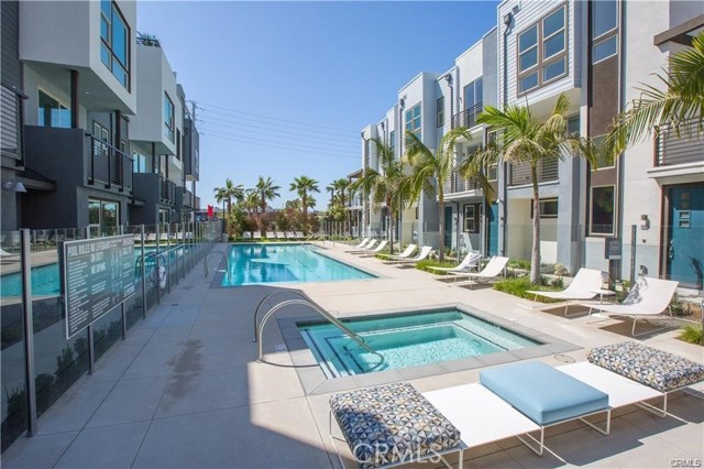 Detail Gallery Image 18 of 20 For 331 Placemark, Irvine,  CA 92614 - 2 Beds | 2/1 Baths