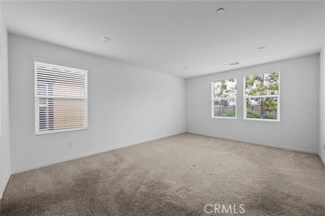 893 Harvest Avenue, Upland CA: https://media.crmls.org/medias/3b0cde04-c9d9-42e3-852c-ed513607aa70.jpg