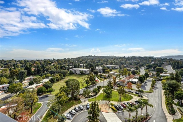 Detail Gallery Image 16 of 35 For 24055 Paseo Del Lago #1302,  Laguna Woods,  CA 92637 - 2 Beds | 2 Baths