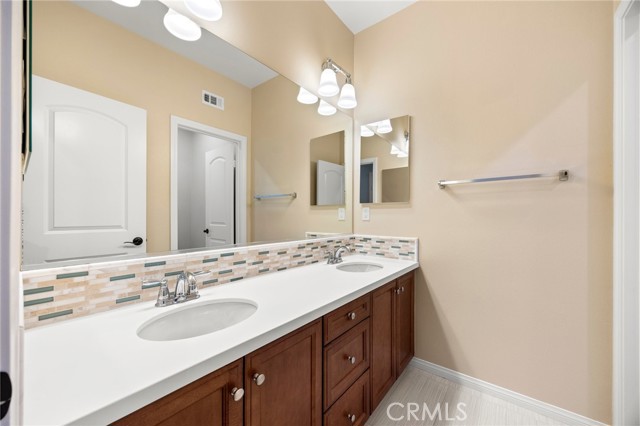 Detail Gallery Image 14 of 21 For 2952 E Walking Beam Pl, Brea,  CA 92821 - 3 Beds | 2/1 Baths