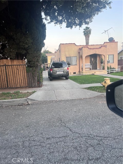 Front Image Thumbnail for CRDW26023252