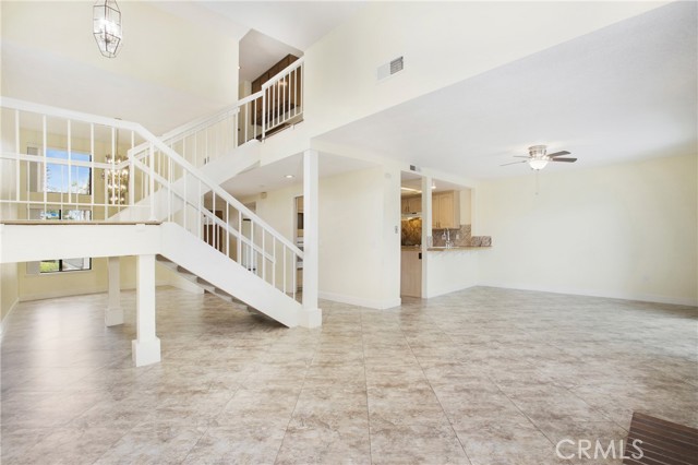 611 Colonial Circle, Fullerton CA: https://media.crmls.org/medias/3b115259-8381-482c-953d-8b767dcb7a60.jpg