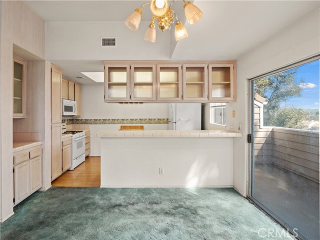 Detail Gallery Image 14 of 34 For 24528 Mcbean Pkwy #30,  Valencia,  CA 91355 - 2 Beds | 2 Baths