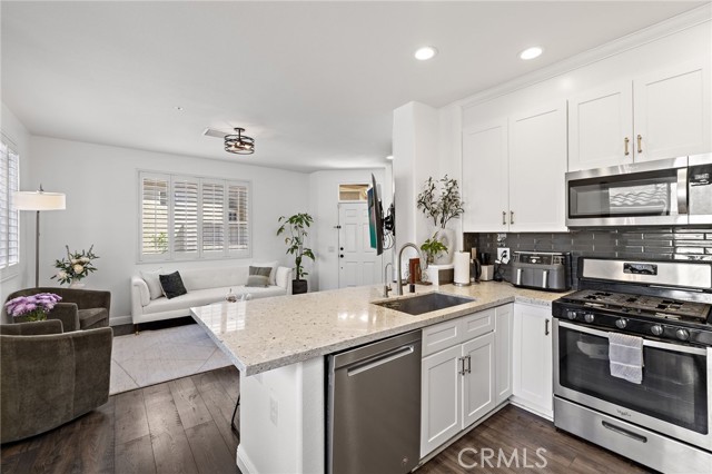 Detail Gallery Image 7 of 26 For 51 Calle De Los Ninos, Rancho Santa Margarita,  CA 92688 - 3 Beds | 2/1 Baths