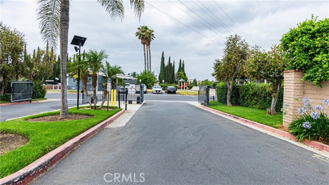 4041 Pedley Road, Jurupa Valley CA: https://media.crmls.org/medias/3b121616-d0ea-4968-9925-6489569ff9b5.jpg