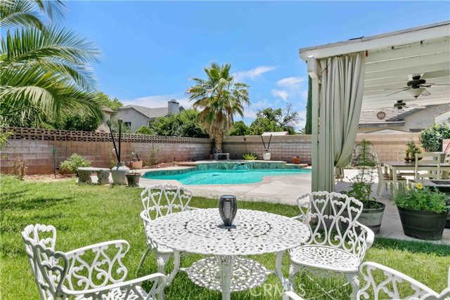 Detail Gallery Image 1 of 67 For 42962 Burlwood Dr, Lancaster,  CA 93536 - 4 Beds | 2/1 Baths