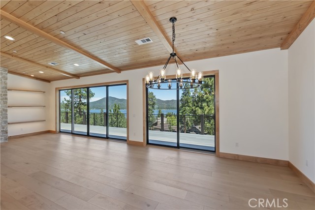 40564 Ironwood Road, Big Bear Lake CA: https://media.crmls.org/medias/3b1339bd-9909-4a67-8f39-99de51d37f04.jpg
