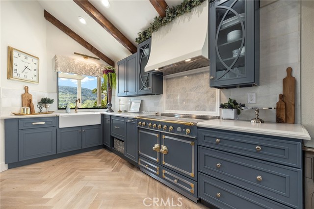 29122 Laurel Valley Drive, Vista CA: https://media.crmls.org/medias/3b142b93-919a-4b43-8a16-7227ea22633a.jpg