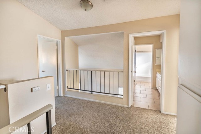 Detail Gallery Image 13 of 29 For 1217 Iris Ct, Lompoc,  CA 93436 - 3 Beds | 2/1 Baths