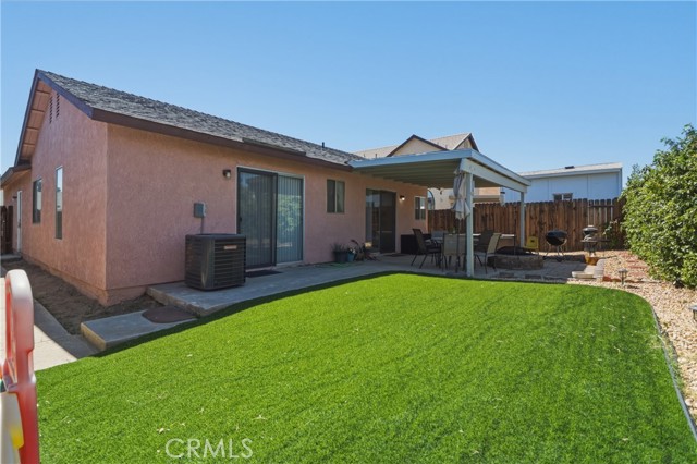 Detail Gallery Image 17 of 23 For 13886 San Gorgonio, Victorville,  CA 92392 - 2 Beds | 2 Baths