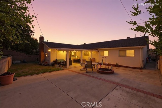 27828 Parkvale, Santa Clarita CA: https://media.crmls.org/medias/3b150248-cdc1-4719-9ede-9866f7614f75.jpg