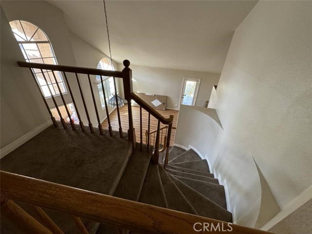 Detail Gallery Image 5 of 11 For 951 Ashford Cir, Corona,  CA 92881 - 4 Beds | 2/1 Baths