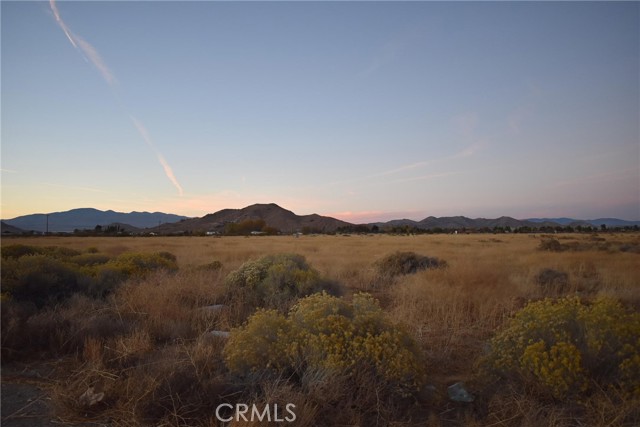 4800 W Rosamond Boulevard, Rosamond CA: https://media.crmls.org/medias/3b1611be-a382-4c23-ae34-5754e979889c.jpg