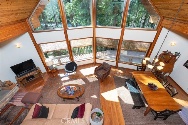 7134 Snyder Ridge Road, Mariposa CA: https://media.crmls.org/medias/3b16462c-b1b5-48dd-8b8b-8f37a10f01cf.jpg