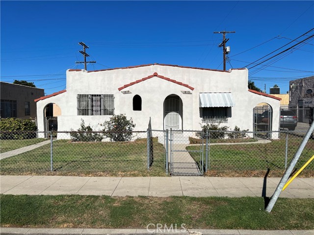 1815 W 67Th St, Los Angeles, CA 90047