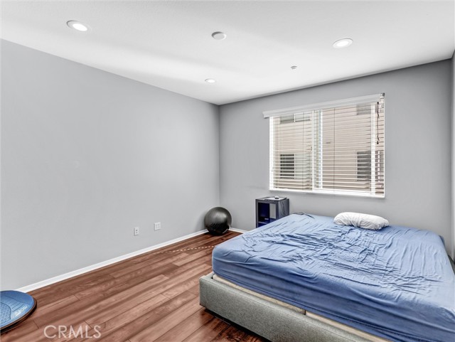 Detail Gallery Image 11 of 26 For 12922 Union #302,  Hawthorne,  CA 90250 - 2 Beds | 2 Baths