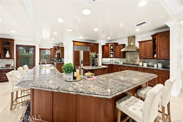1774 Orangewood Lane, Arcadia CA: https://media.crmls.org/medias/3b172f73-76d4-406a-8ecf-f0f51d131de6.jpg
