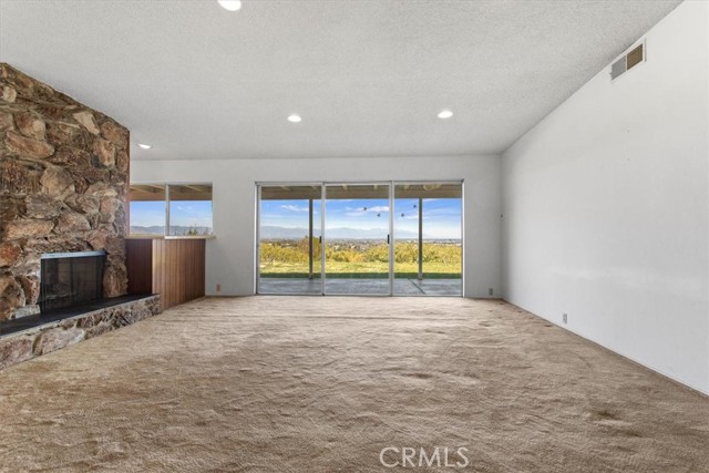 Detail Gallery Image 14 of 43 For 6736 Vickiview, West Hills,  CA 91307 - 4 Beds | 2 Baths