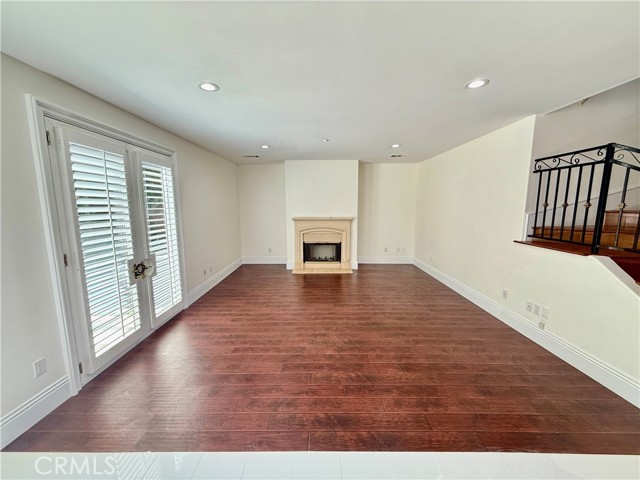 11737 Lois Court, Granada Hills CA: https://media.crmls.org/medias/3b180081-ff1b-425e-aaf3-358eb42b33fd.jpg