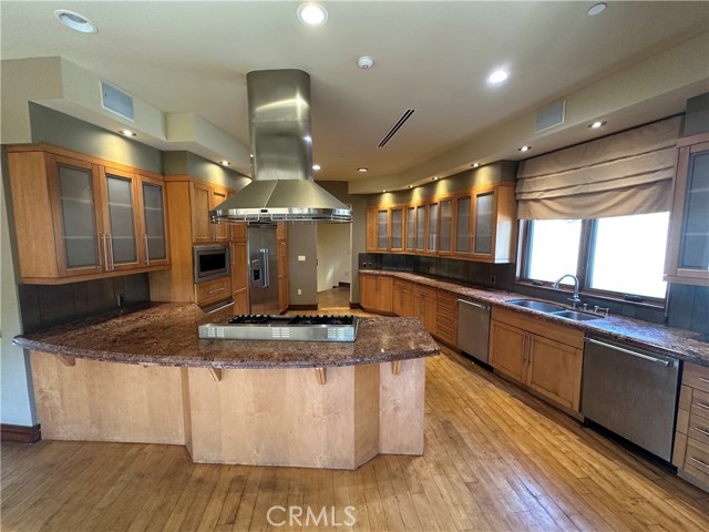 5077 Schumacher Road, Calabasas CA: https://media.crmls.org/medias/3b182e8d-f2ca-4e39-9b42-f4bf22089c24.jpg