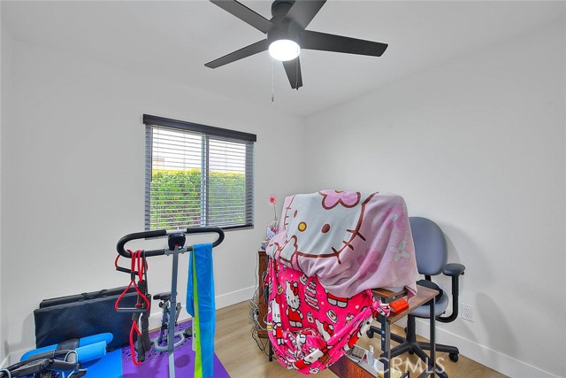 Detail Gallery Image 25 of 39 For 7077 Iris, Rancho Cucamonga,  CA 91739 - 3 Beds | 2 Baths