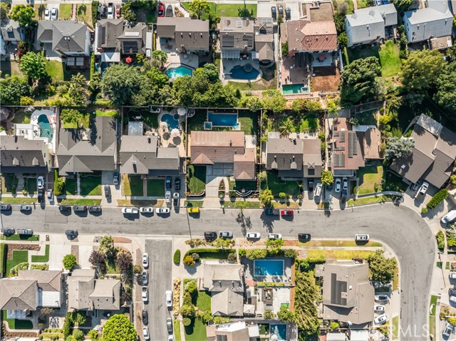 1809 Celeste Lane, Fullerton CA: https://media.crmls.org/medias/3b184168-64ce-4963-b0f7-4c83e5a6341c.jpg