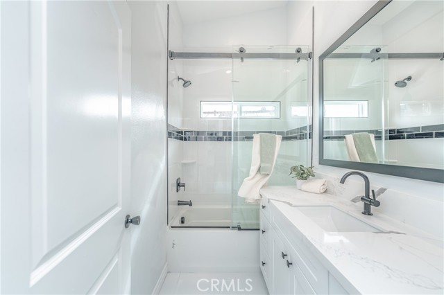 26687 Colt Drive, Corona CA: https://media.crmls.org/medias/3b1954b0-e21f-429e-bd6d-73aba477e400.jpg