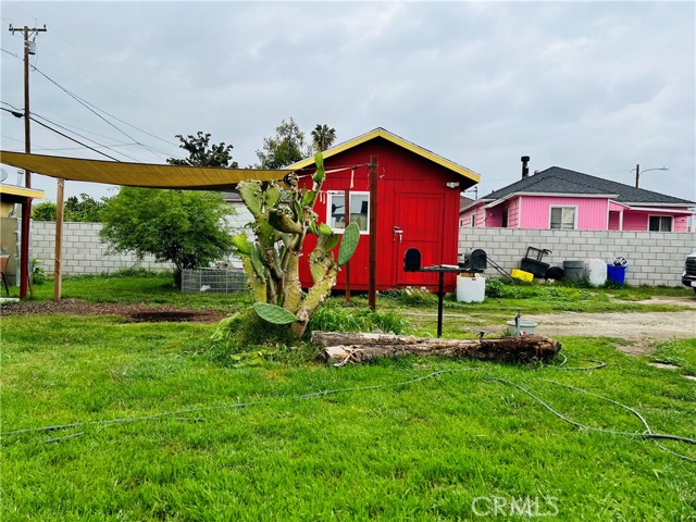 6976 Fairfax Drive, San Bernardino CA: https://media.crmls.org/medias/3b19af0f-474b-4a24-87ca-914dcd98ccfe.jpg