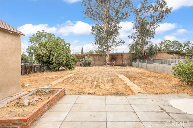 Detail Gallery Image 27 of 29 For 2215 Northbend St, Riverside,  CA 92501 - 3 Beds | 1 Baths