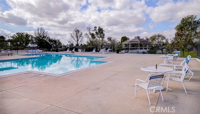 13556 La Jolla Circle, La Mirada, California 90638, 2 Bedrooms Bedrooms, ,2 BathroomsBathrooms,Quadruplex,For Sale,La Jolla,PW25032366