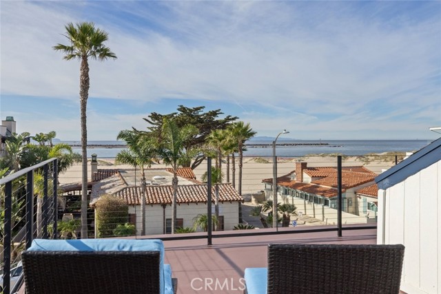 Detail Gallery Image 8 of 44 For 3124 Ocean Dr, Oxnard,  CA 93035 - 3 Beds | 2/1 Baths